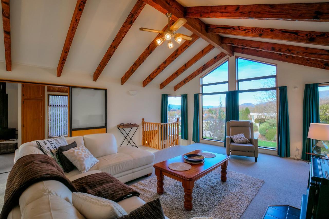Best On Bills Wanaka Bagian luar foto